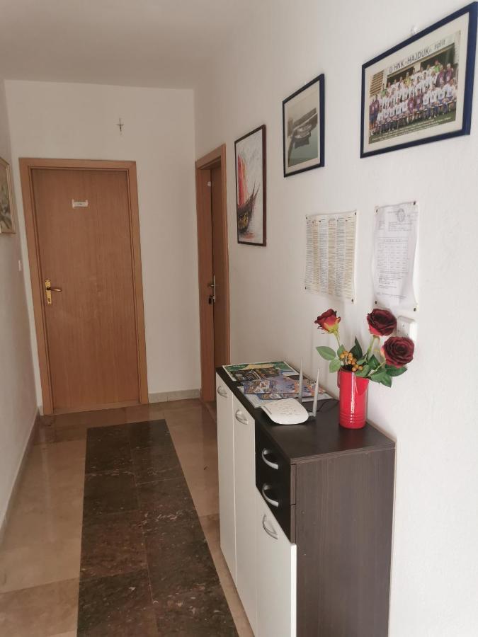 Apartment Branko Baska Voda