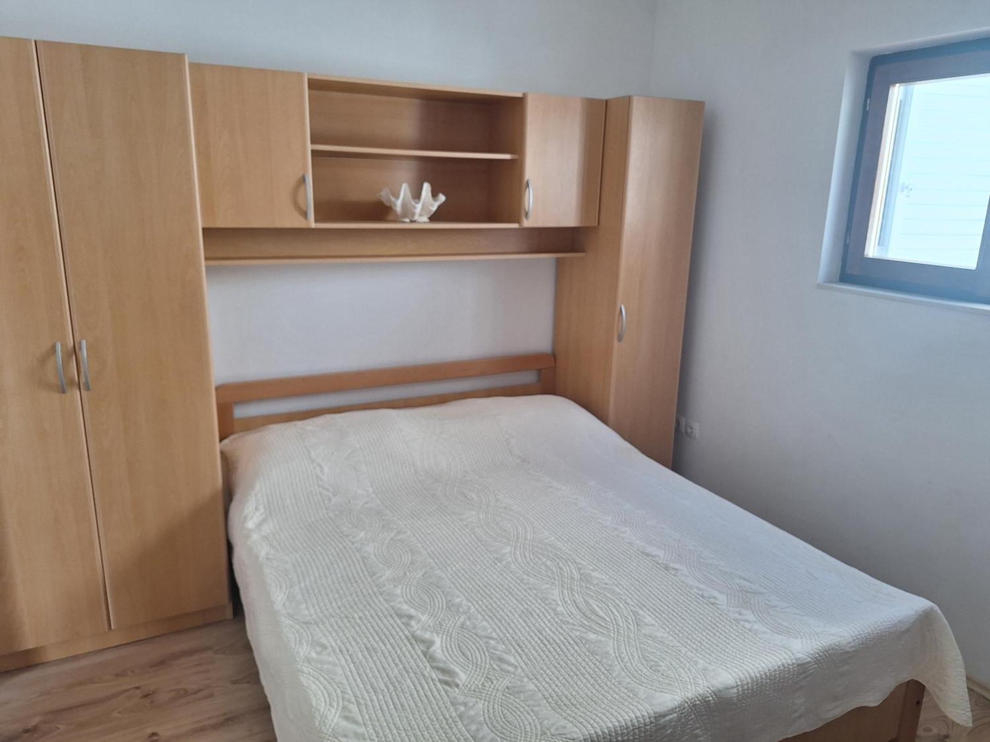 Apartment Branko Baska Voda